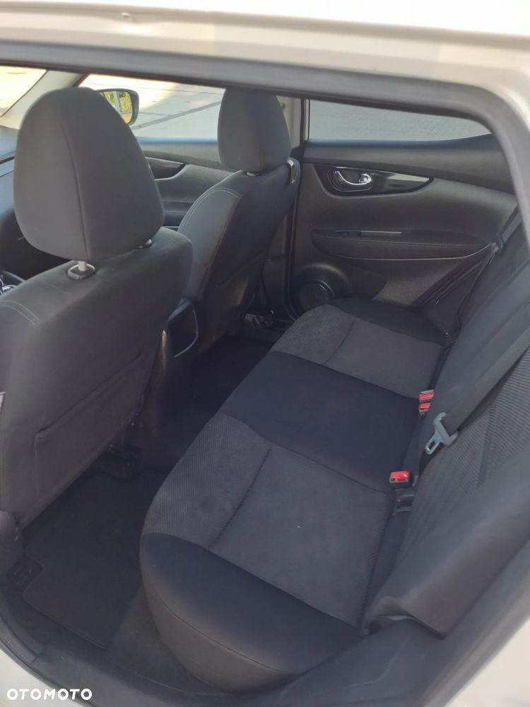 Nissan Qashqai 1.6 DCi Xtronic TEKNA - 18