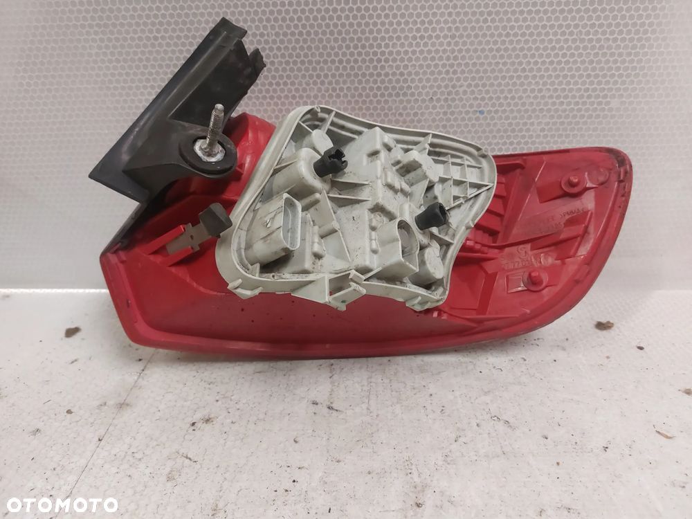 .  LAMPA TYL TYLNA LEWA AUDI A3 8P SPORTBACK - 5