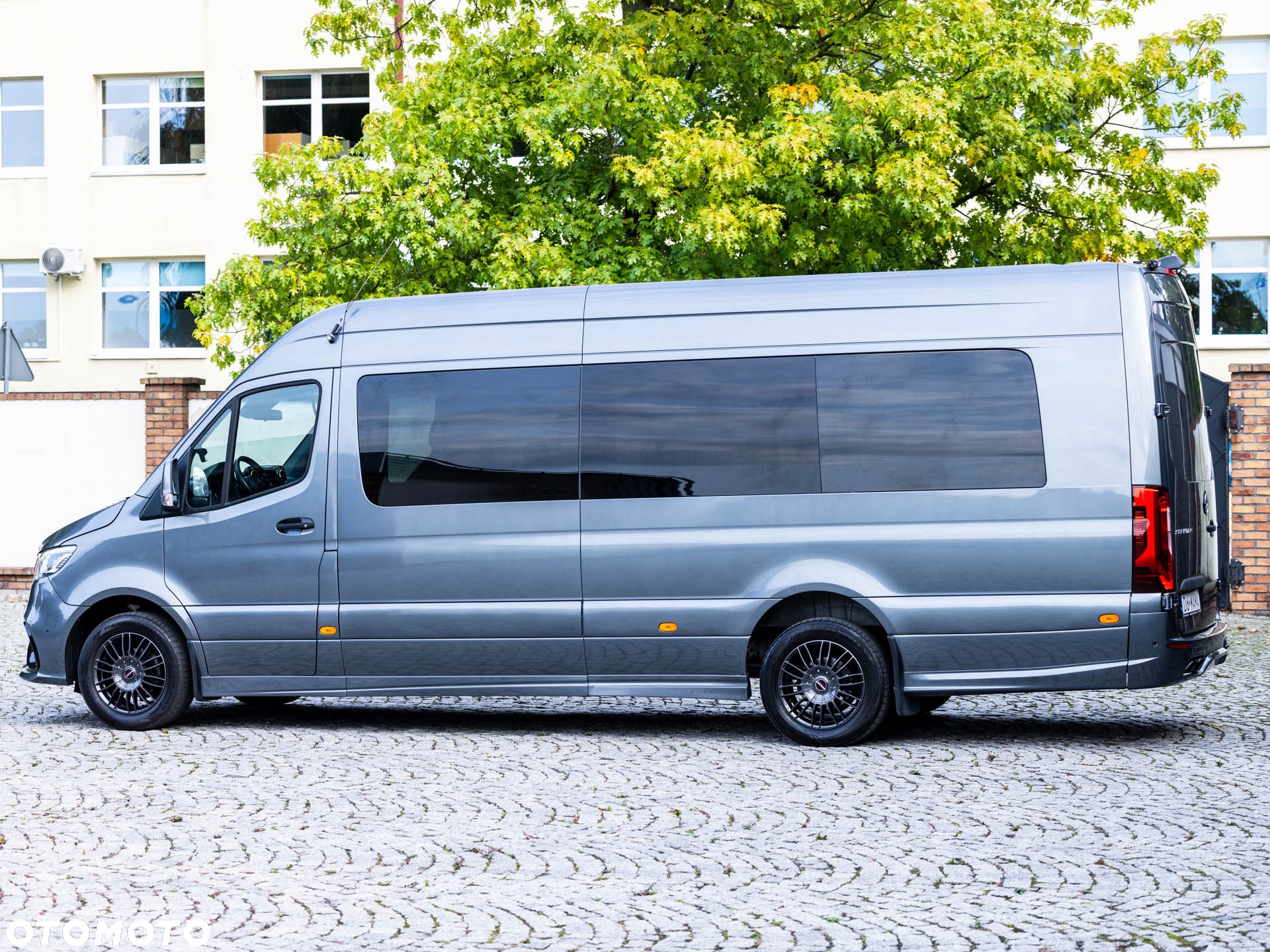 Mercedes-Benz Sprinter 319 CDI 907.233 - 6