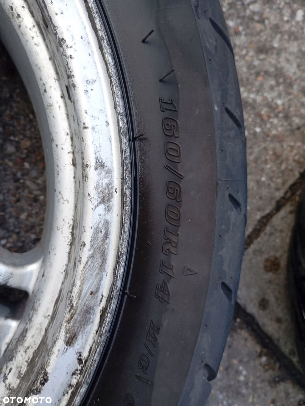 SUZUKI BURGMAN 650 EX KOŁO OPONA FELGA TYL 160/60/14 - 4