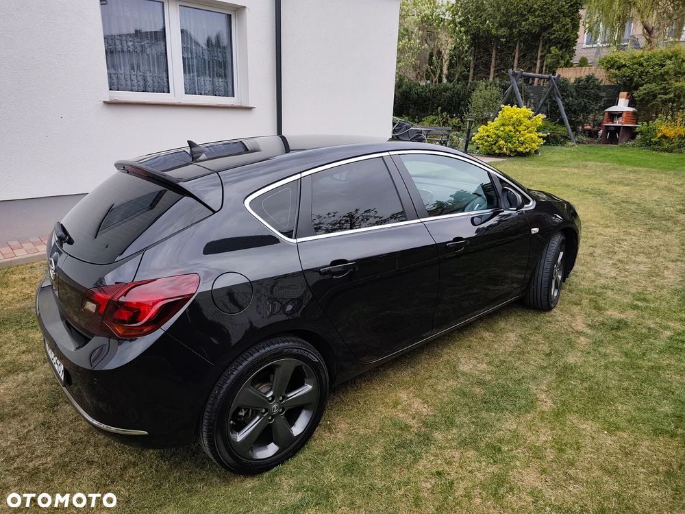 Opel Astra 1.4 T Cosmo - 7
