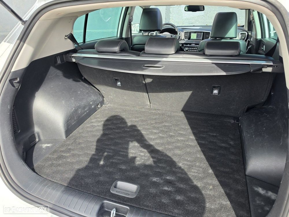 Kia Sportage 1.6 CRDI ISG GT Line - 13