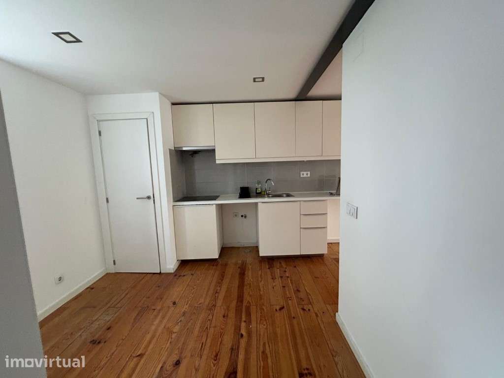 Apartamento T2 - Totalmente remodelado em Belém - Lisboa - Grande imagem: 2/27