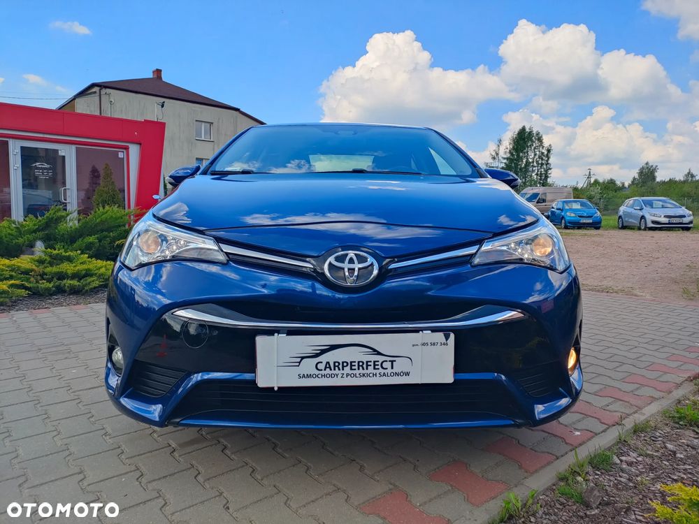 Toyota Avensis 1.8 Premium - 3