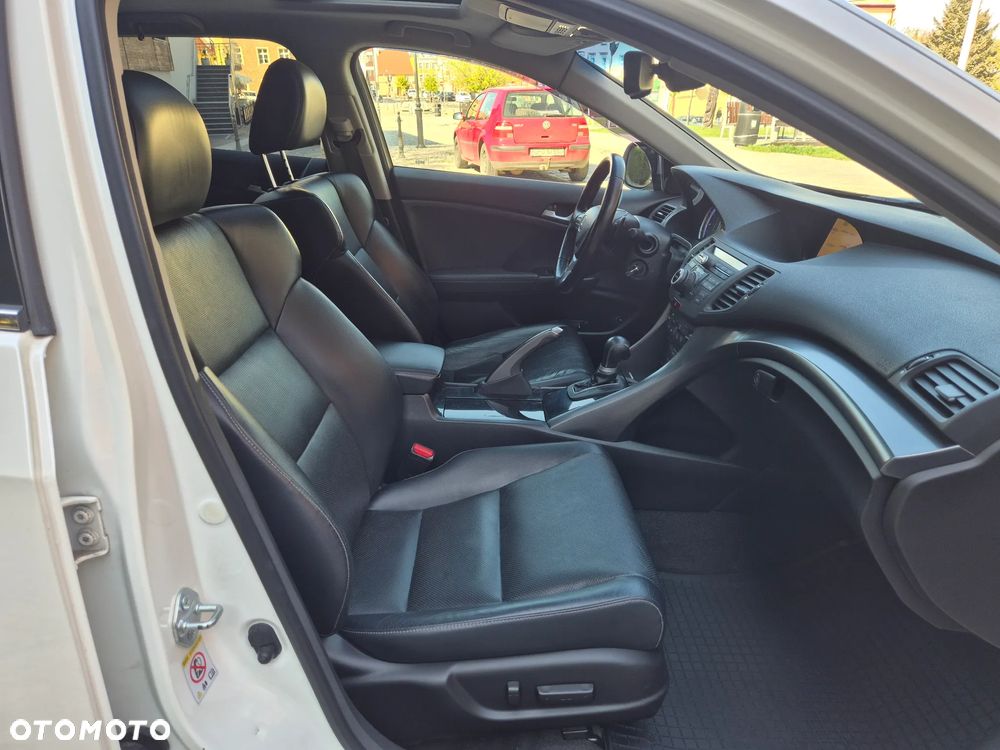 Honda Accord 2.2d Executive Navi - 15