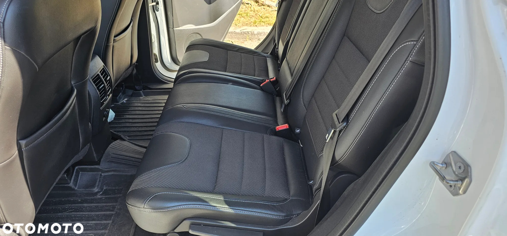 Ford Kuga 2.0 TDCi 4WD Titanium Plus - 8