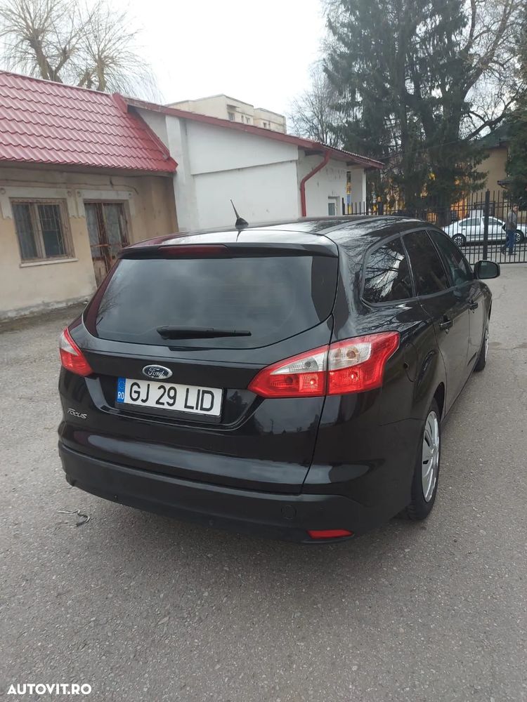 Ford Focus - 4