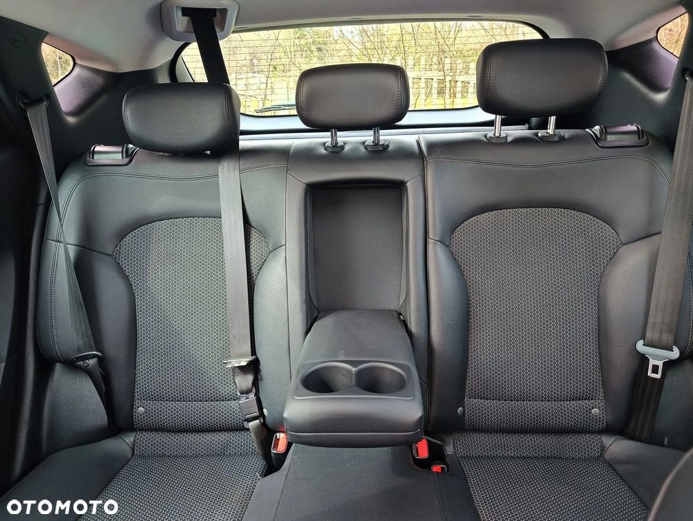 Hyundai ix35 2.0 2WD Comfort - 23