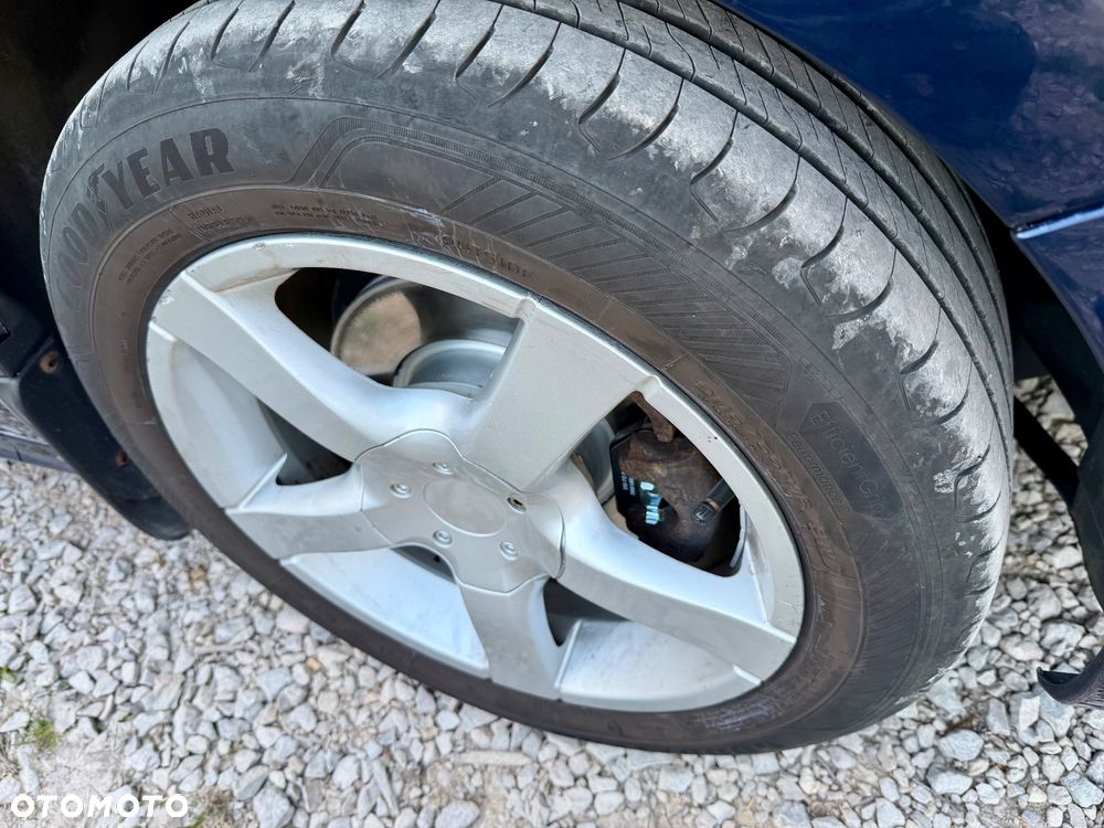 Volkswagen Jetta 1.6 TDI Highline DSG - 28