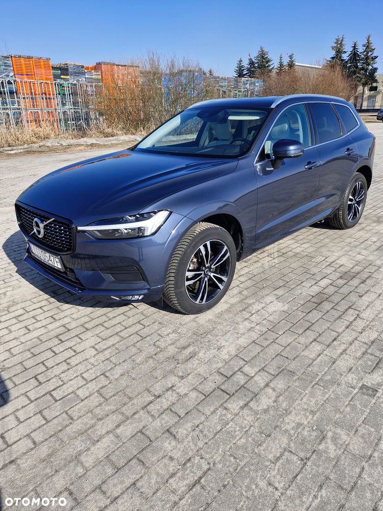 Volvo XC 60 T5 AWD Momentum - 5