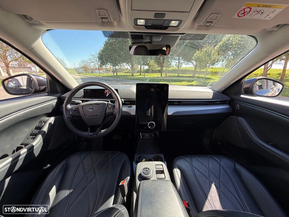 Ford Mustang Mach-E 75.7 kWh Base - 7
