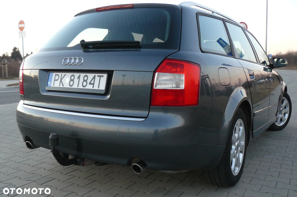 Audi A4 Avant - 9