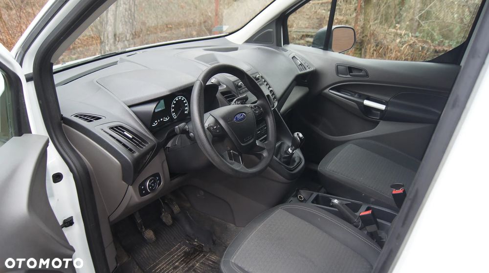 Ford Transit Connect - 11