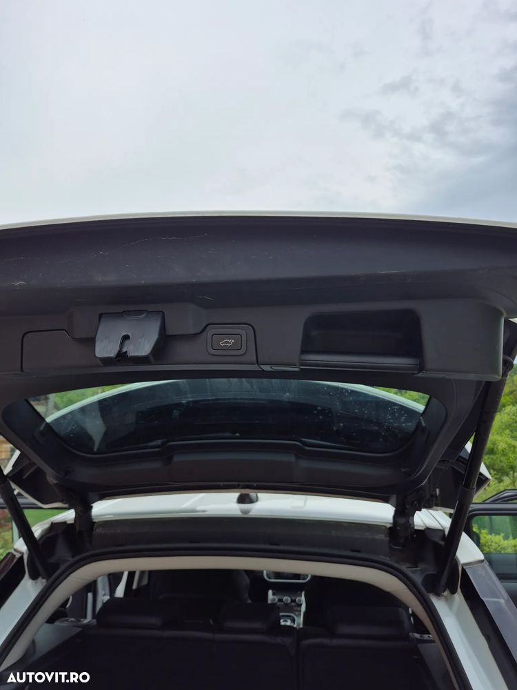Land Rover Range Rover Evoque - 12