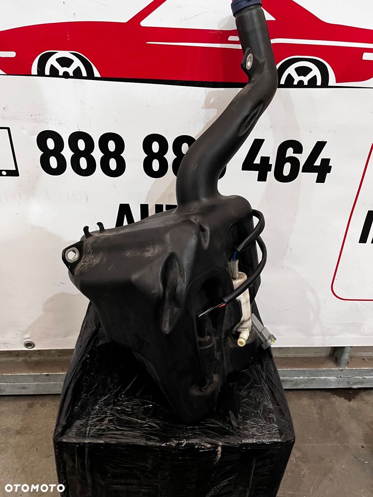 Zbiorniczek płynu do spryskiwaczy Maserati Quatroporte 2006 - 1