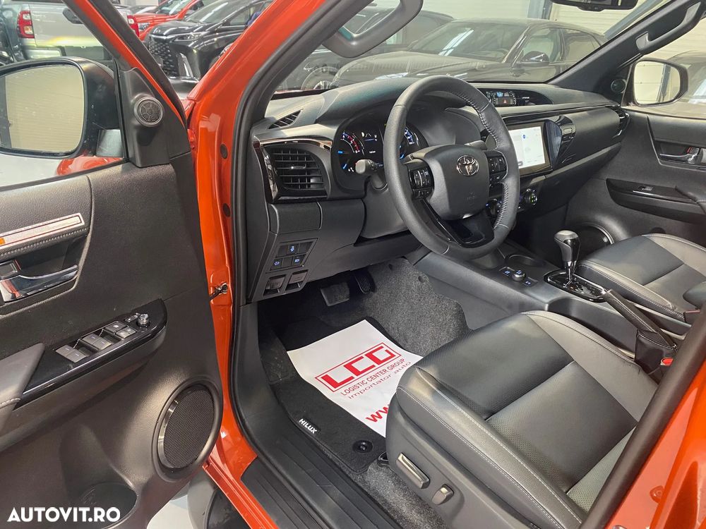 Toyota Hilux 2.8D 204CP 4x4 Double Cab AT MHEV Invincible - 10