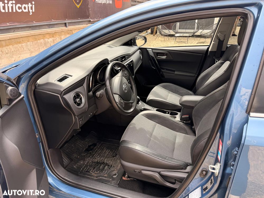 Toyota Auris - 17