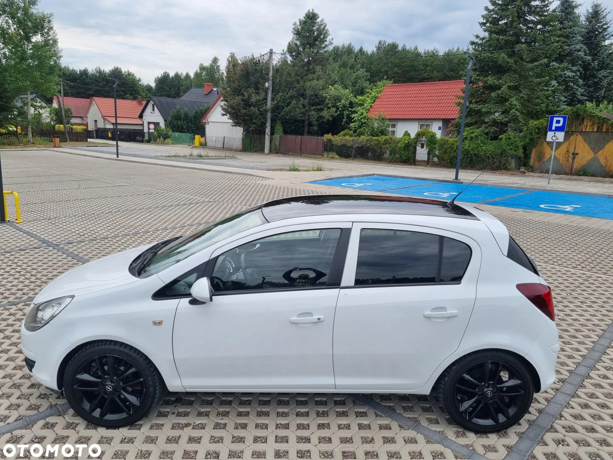 Opel Corsa 1.4 16V Cosmo - 17