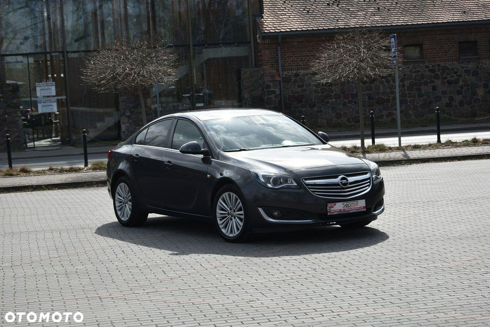 Opel Insignia 2.0 T Active 4x4 S&S - 16