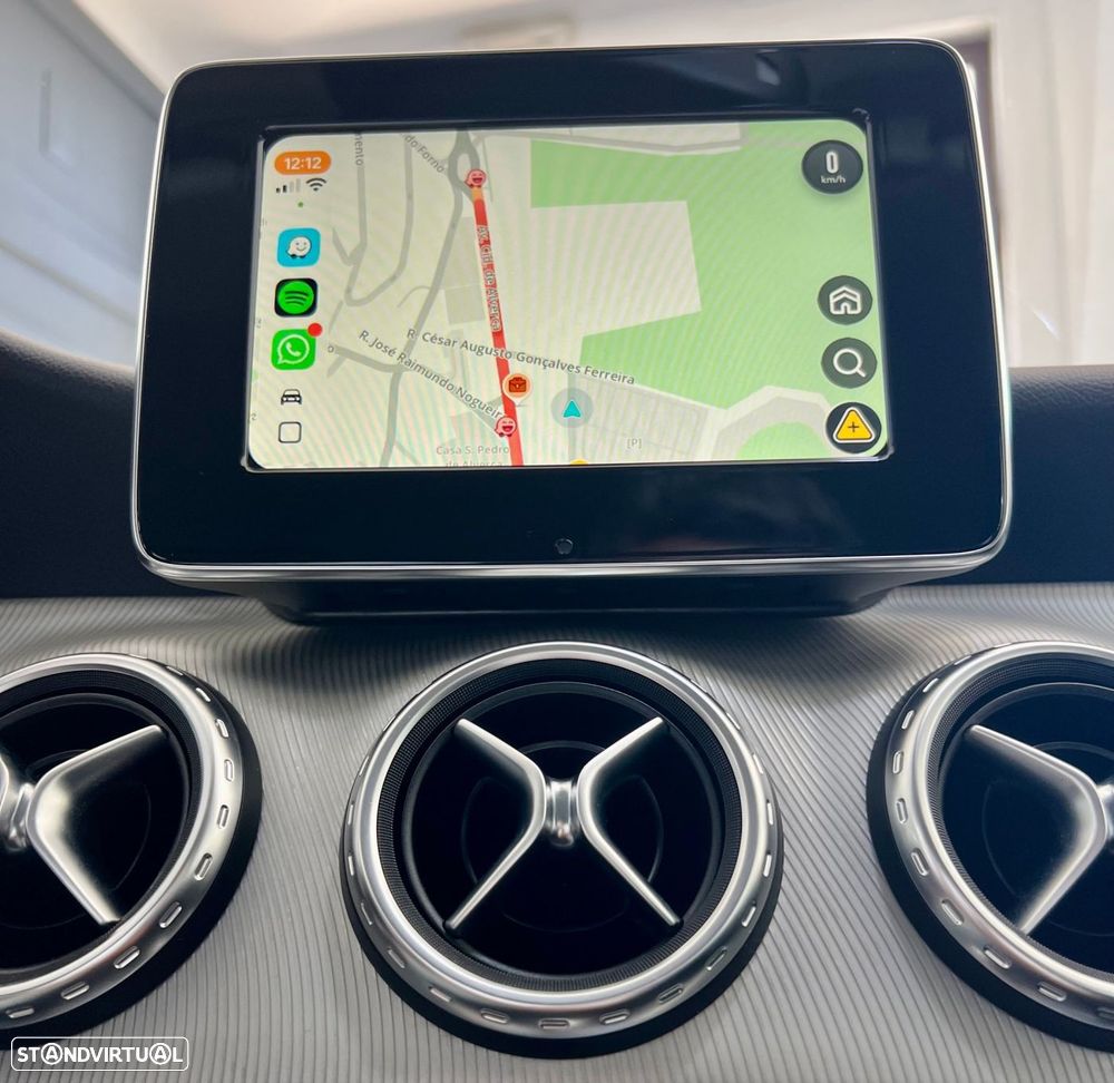 Mercedes-Benz GLA 180 CDI Urban - 21