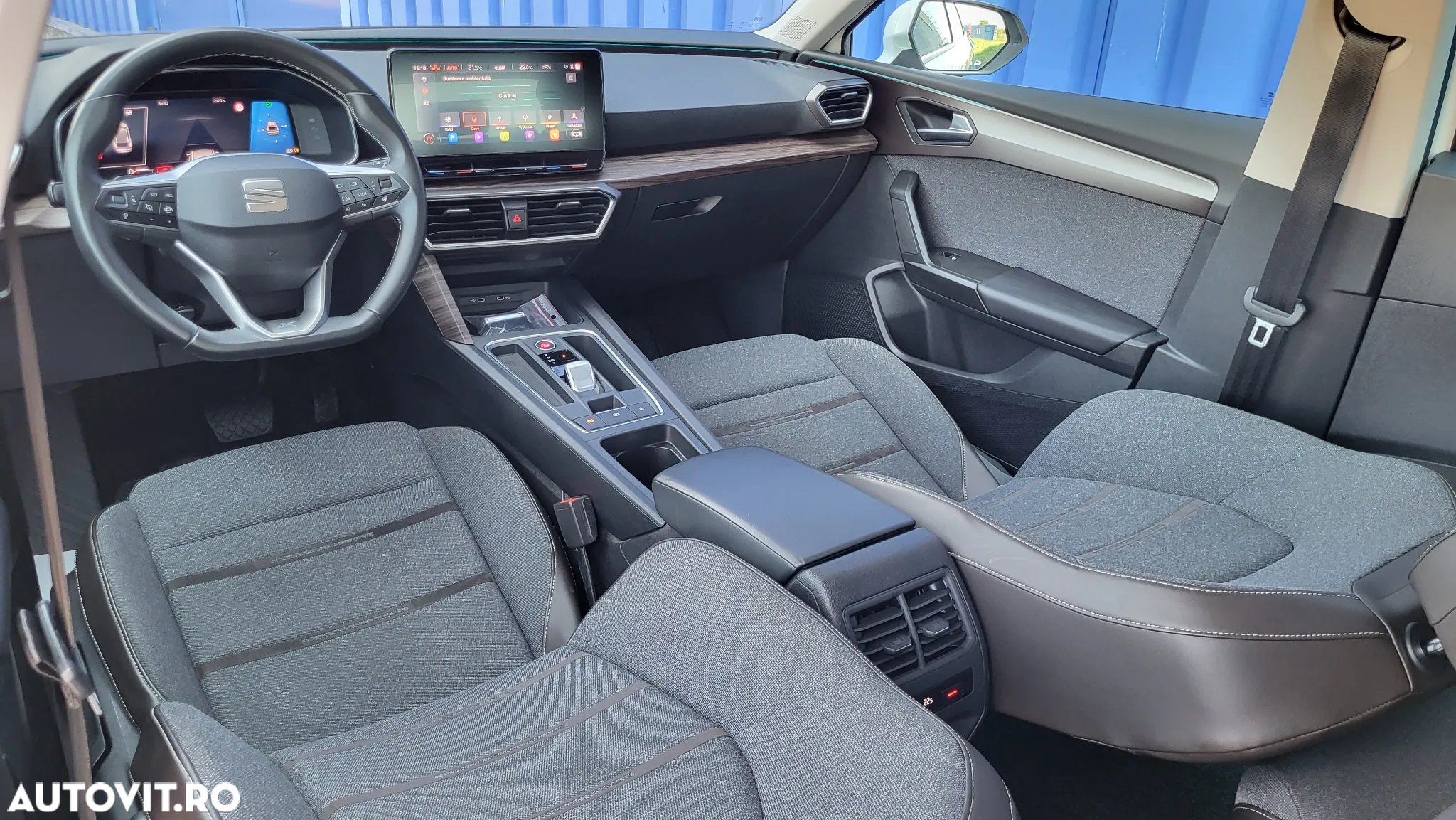 Seat Leon Sportstourer 2.0 TDI DSG Xcellence Plus - 3