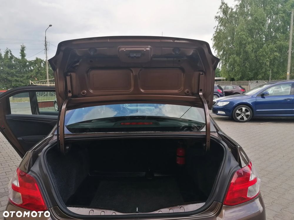 Peugeot 301 - 11
