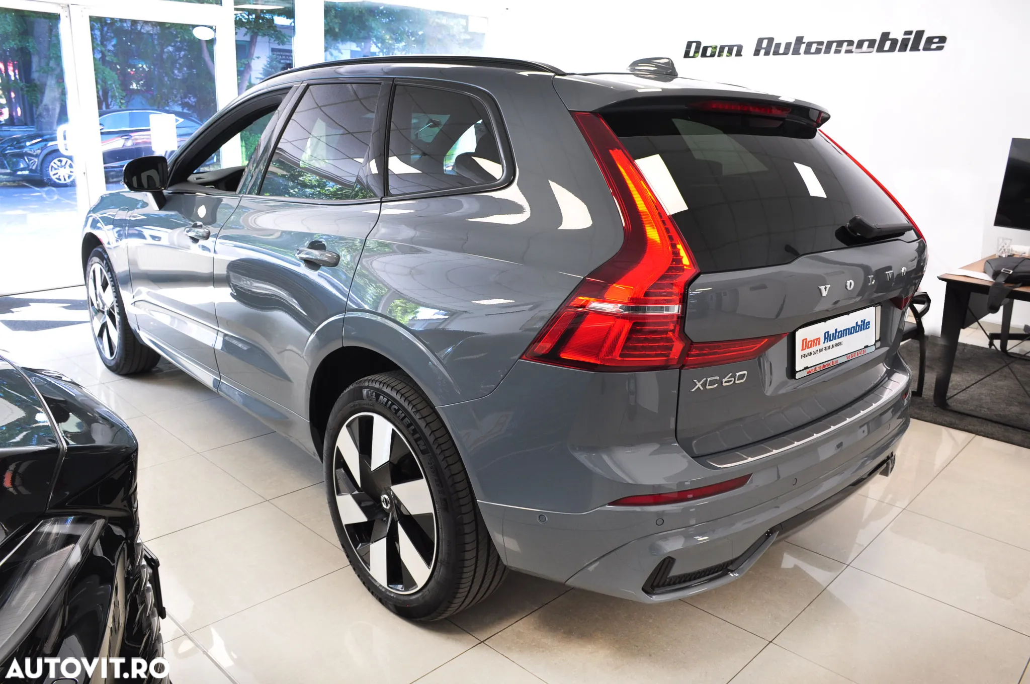 Volvo XC 60 T6 AWD Plug-in Hybrid Plus Bright - 5