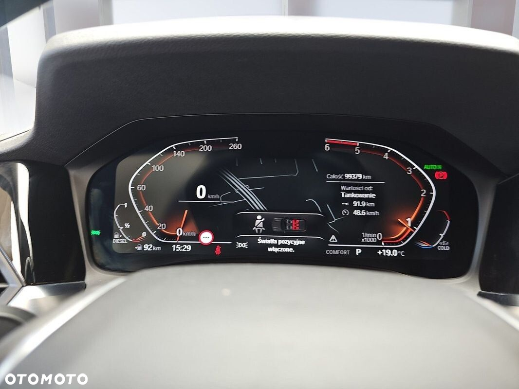 BMW Seria 3 320d xDrive Sport Line - 12