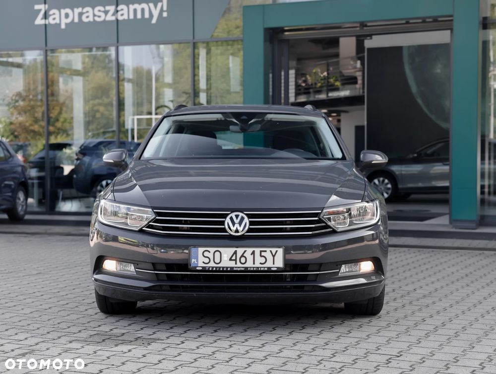 Volkswagen Passat - 3