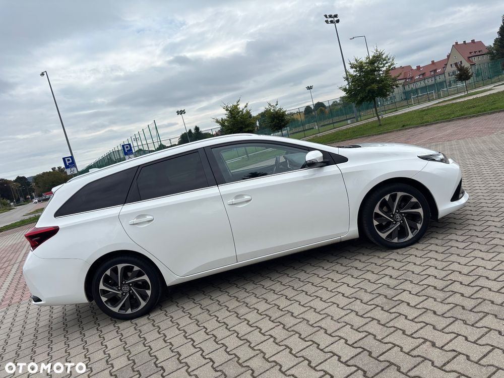 Toyota Auris 1.6 D-4D Comfort - 6