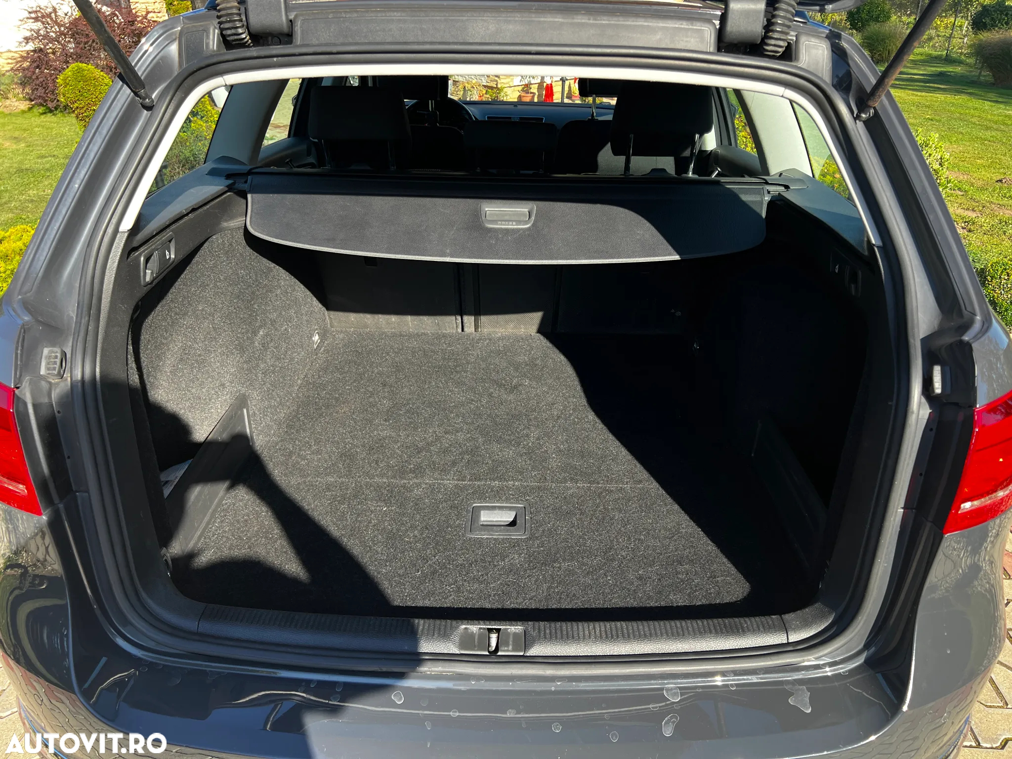 Volkswagen Passat Variant 2.0 Blue TDI DSG SCR Business Edition - 29