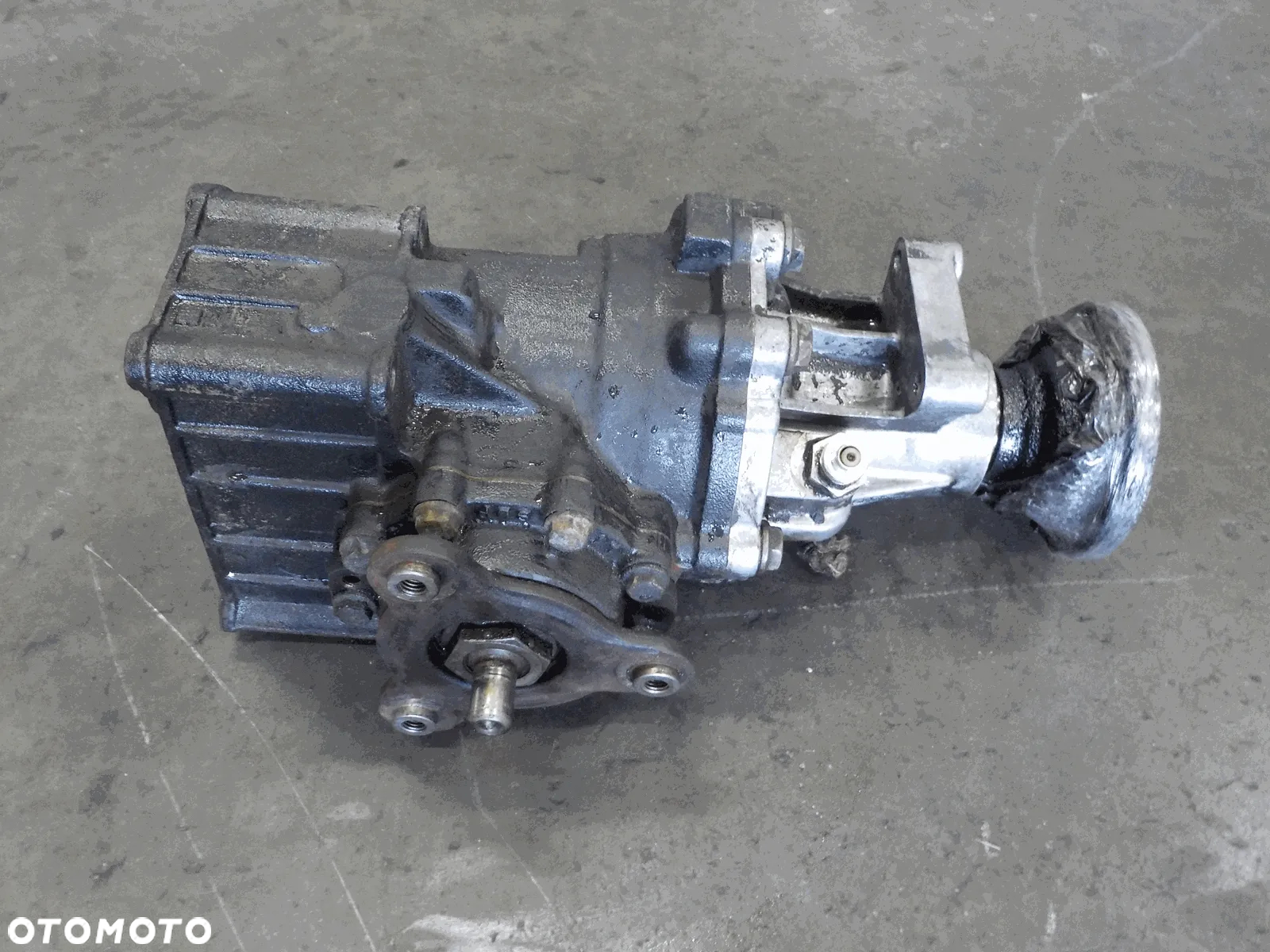 VW T4 2.4D 2.5E SYNCRO REDUKTOR PRZYSTAWKA SKRZYNI - 2