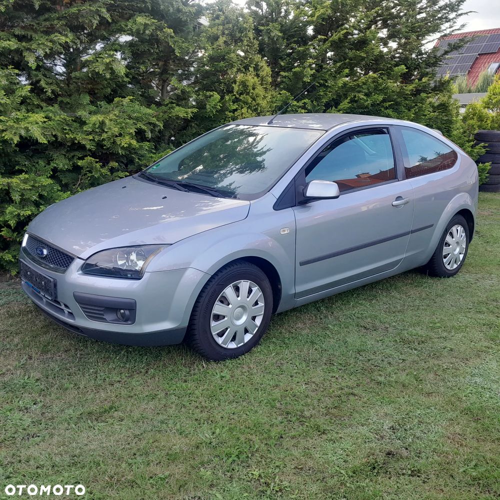 Ford Focus 1.6 Ti-VCT Sport - 1