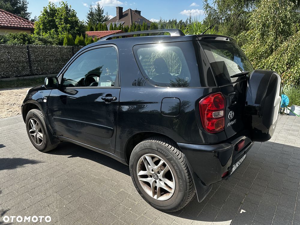 Toyota RAV4 1.8 VVT-i 4x2 - 6