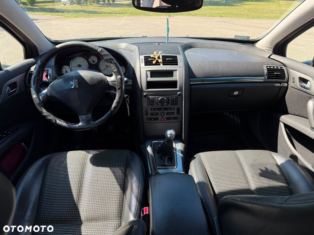 Peugeot 407 - 7