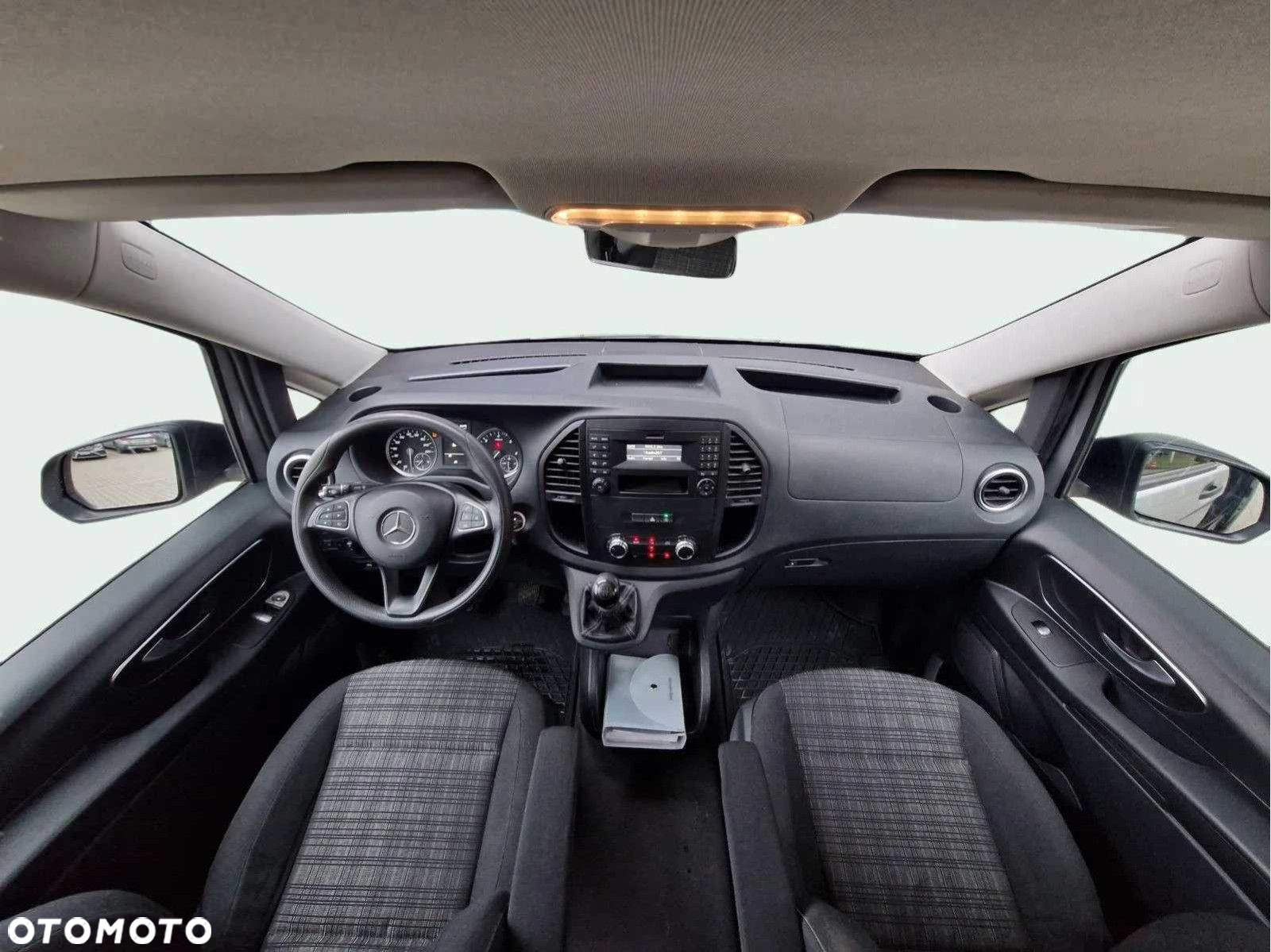 Mercedes-Benz Vito - 10