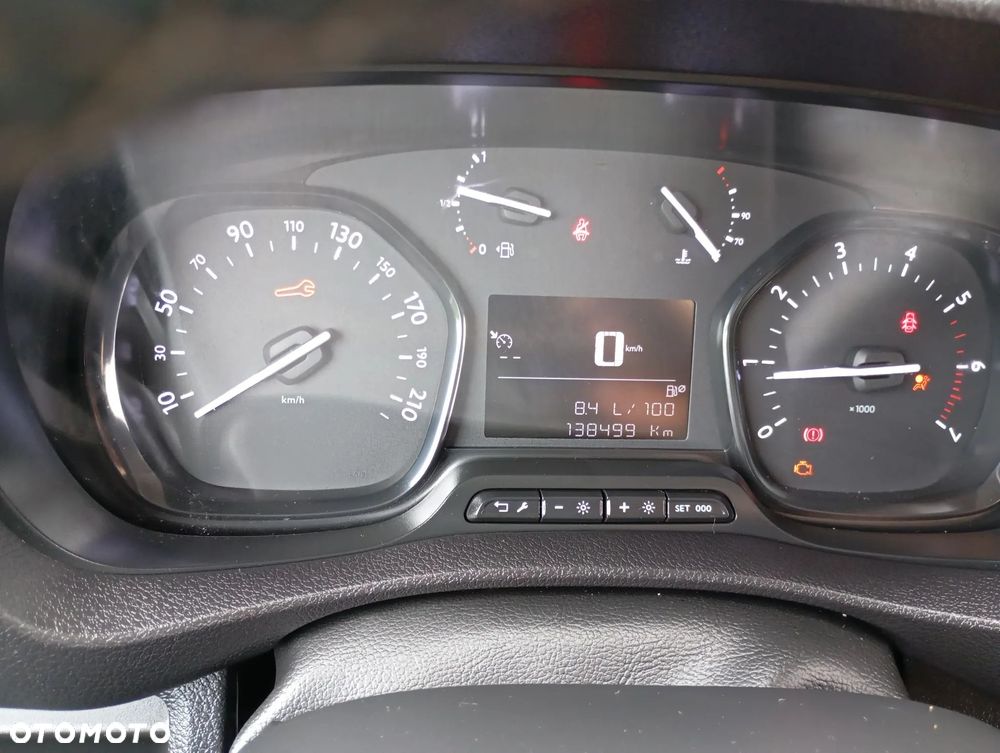 Toyota Proace - 22