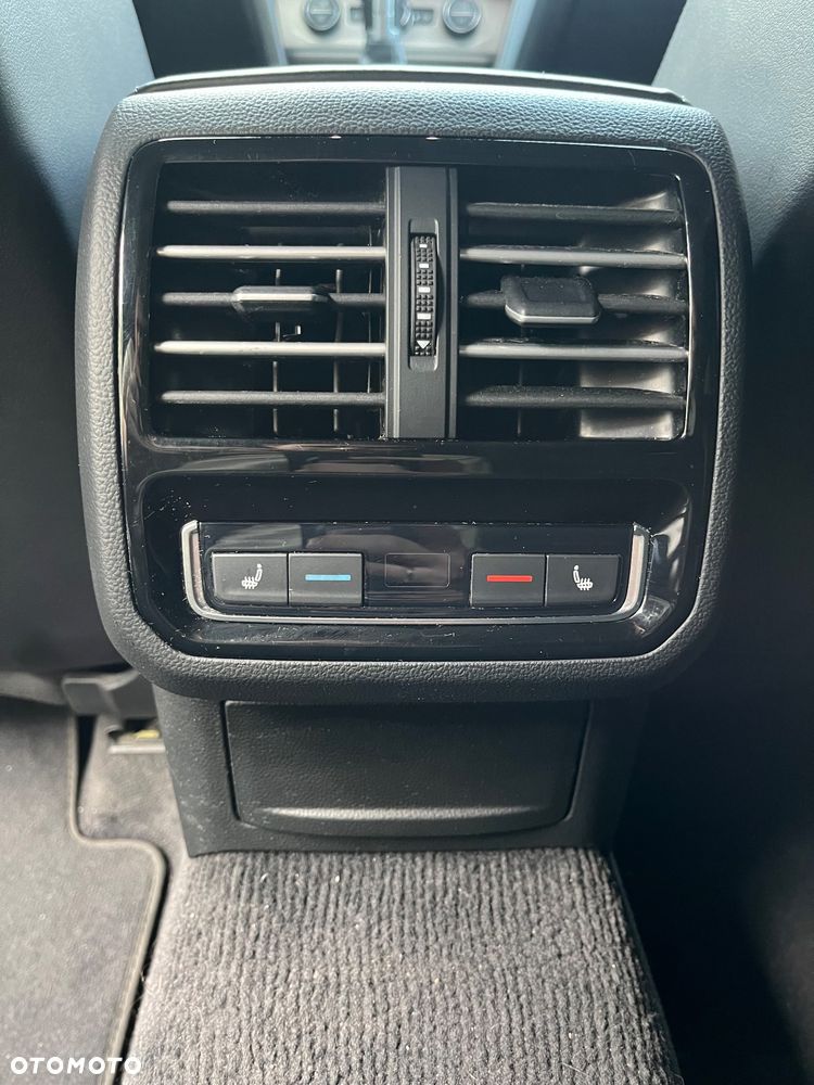 Volkswagen Passat Alltrack - 27