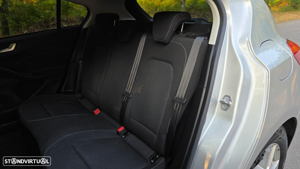 Ford Focus 1.0 EcoBoost Hybrid TITANIUM DESIGN - 23