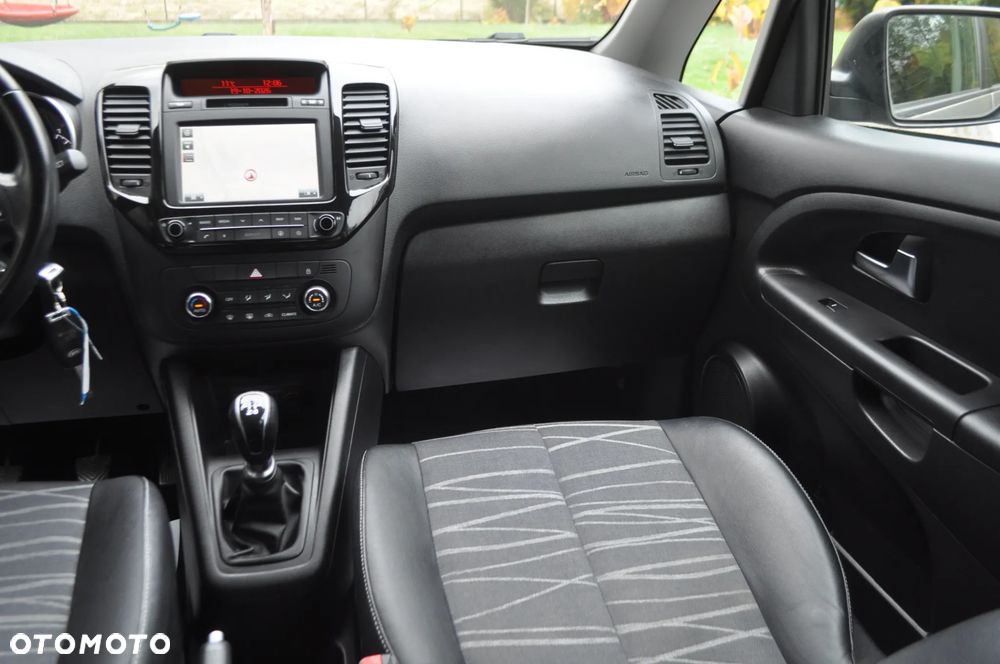 Kia Venga 1.4 CVVT Business Line - 25
