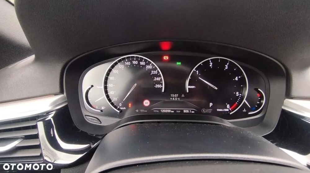 BMW Seria 5 520d M Sport Edition - 8