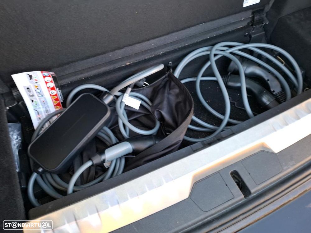 BMW 320 e Pack Desportivo M Auto - 9