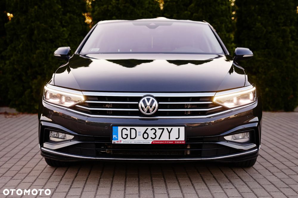 Volkswagen Passat 2.0 TSI Business DSG - 11
