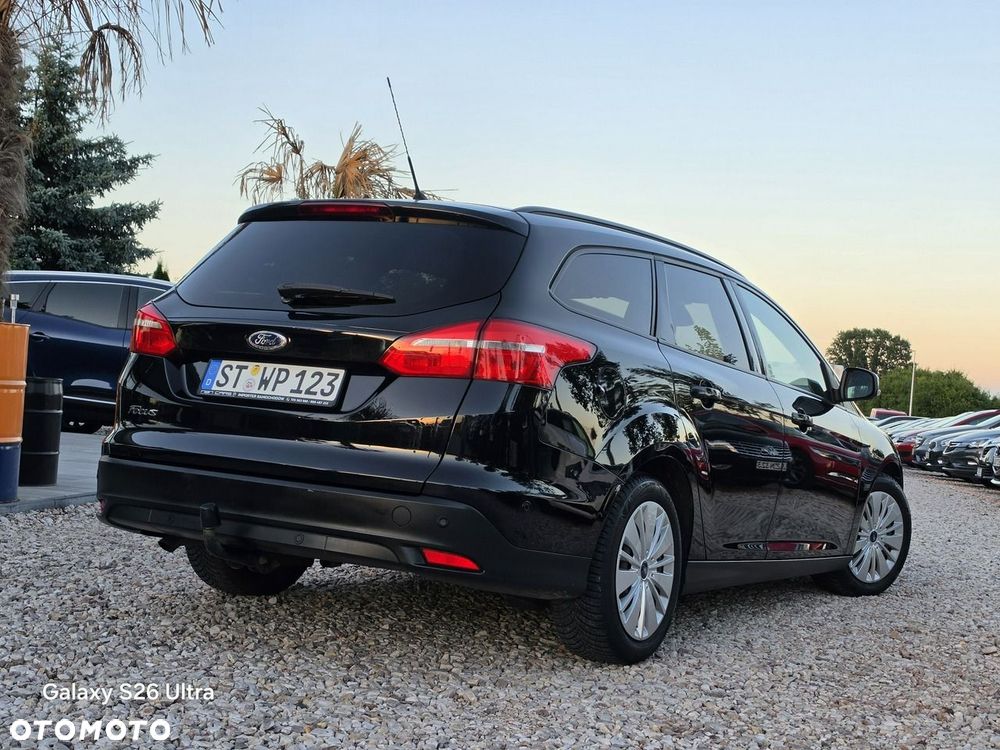 Ford Focus - 25