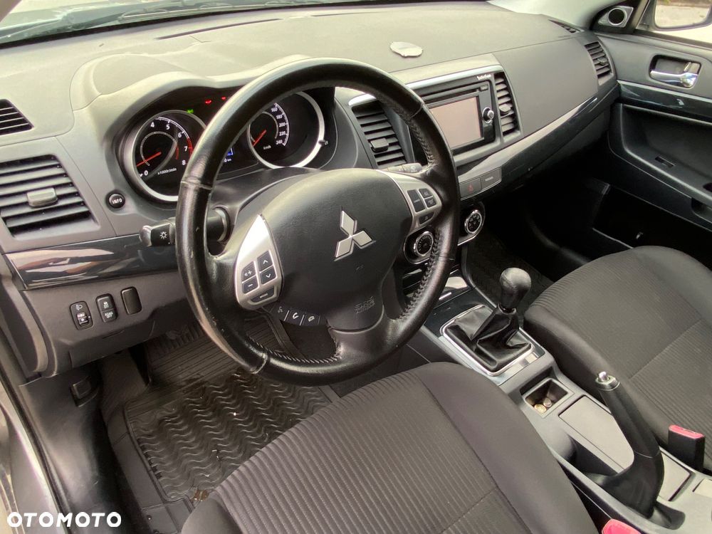 Mitsubishi Lancer - 20