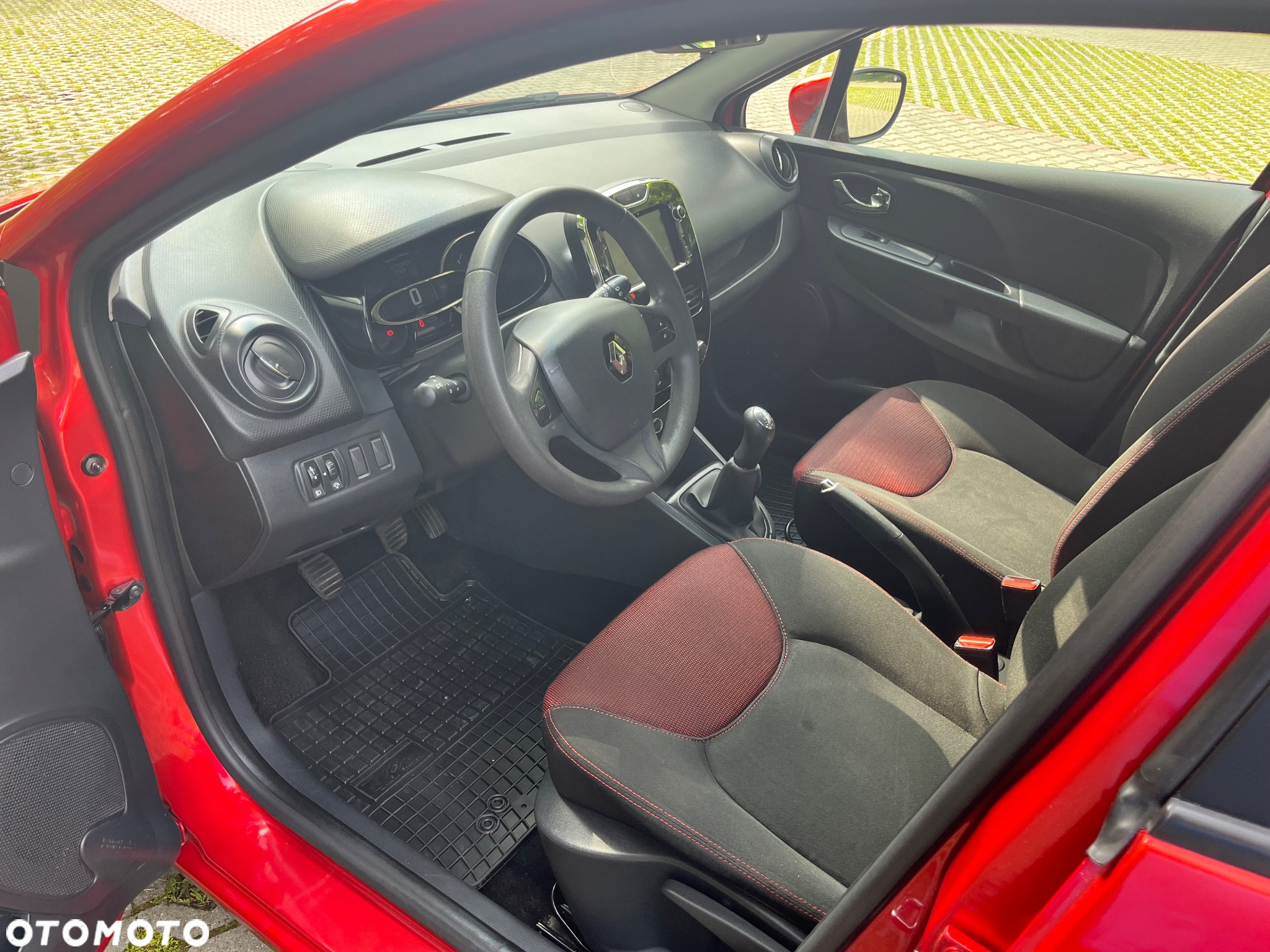 Renault Clio - 13