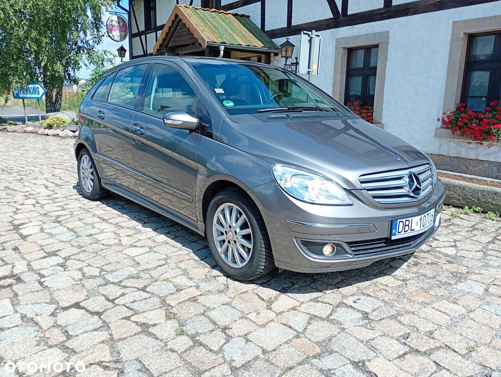Mercedes-Benz Klasa B 150 Special Edition - 1