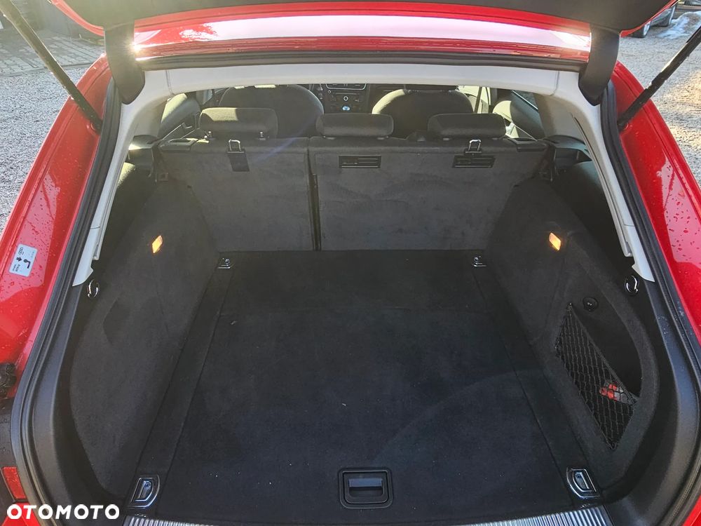 Audi A4 Avant 2.0 TDI DPF quattro Ambiente - 14