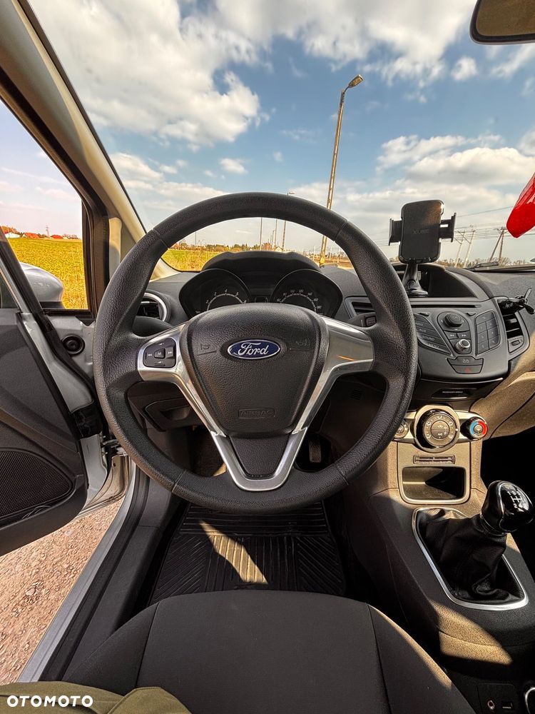 Ford Fiesta 1.4 Trend - 11