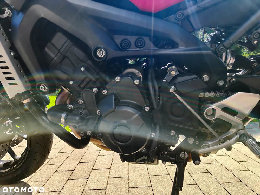 Yamaha XSR - 8